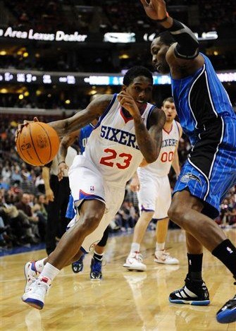 入震荡整理 入震荡整理