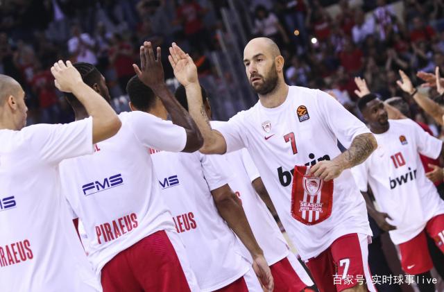 局二三垒 局二三垒